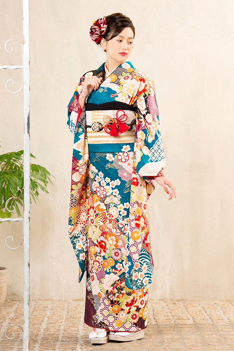 【MK-1708】可憐に咲き誇る、赤の古典美 / 特選呉服京彩