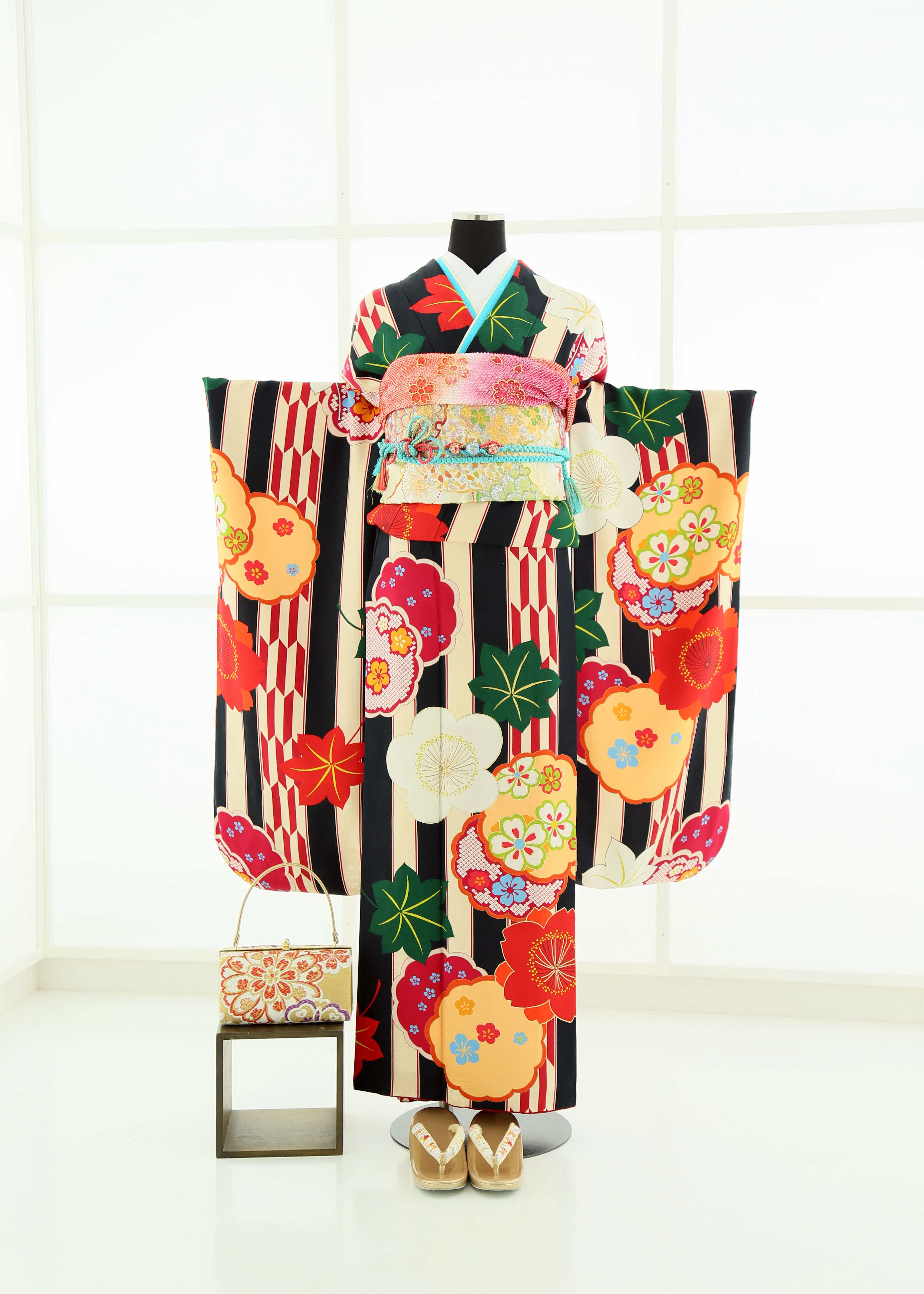 №3002 / きもの　さくら屋